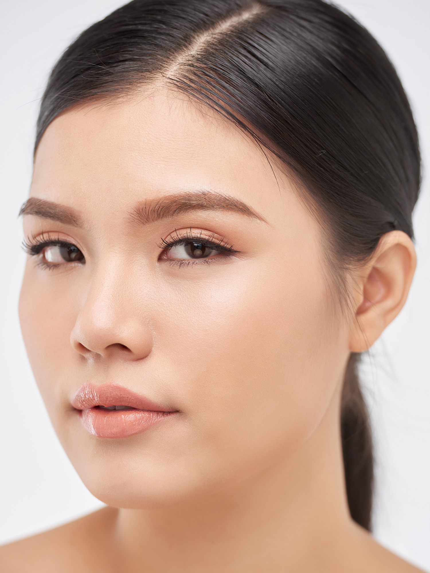 A woman with beautiful eyes.